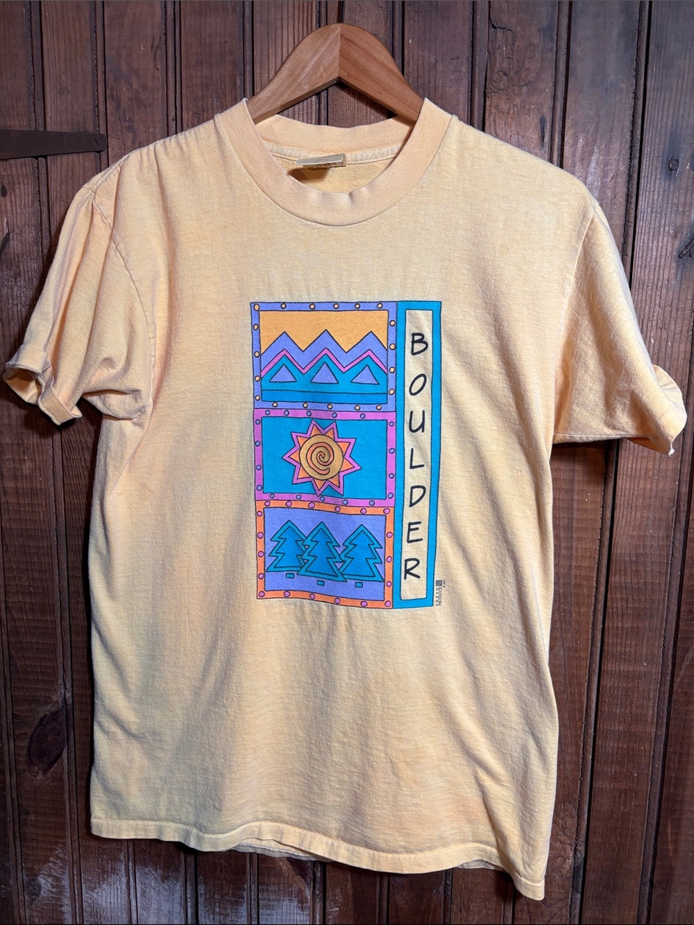 Vintage Single Stitch Boulder Colorado Graphic Tee - Yellow Men’s Shirt
